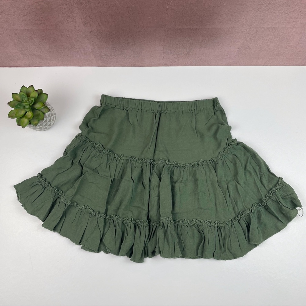 Polly Solid Green Ruffle Mini Skirt Women Size 8 Lightweight